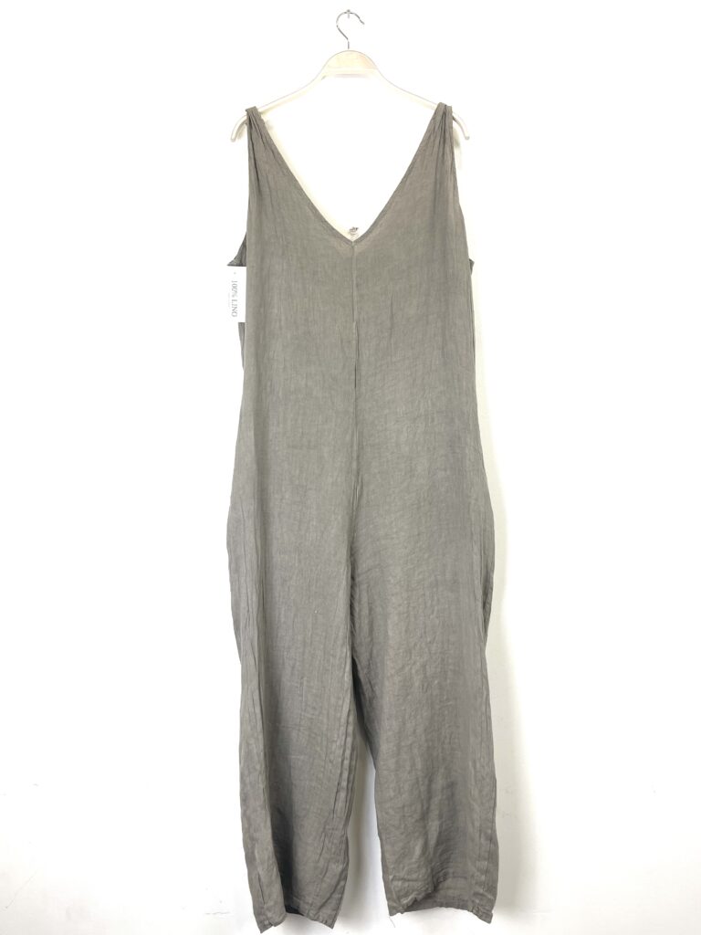 Jumpsuit in 100% linnen - v-hals en zijzakken - kleur TAUPE - lange pijpen tuinbroek - maat S/M