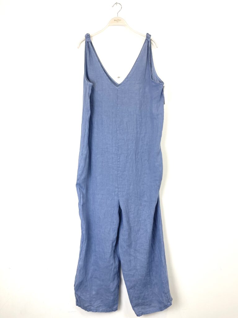 Jumpsuit in 100% linnen - v-hals en zijzakken - kleur BLAUW - lange pijpen tuinbroek - maat S/M