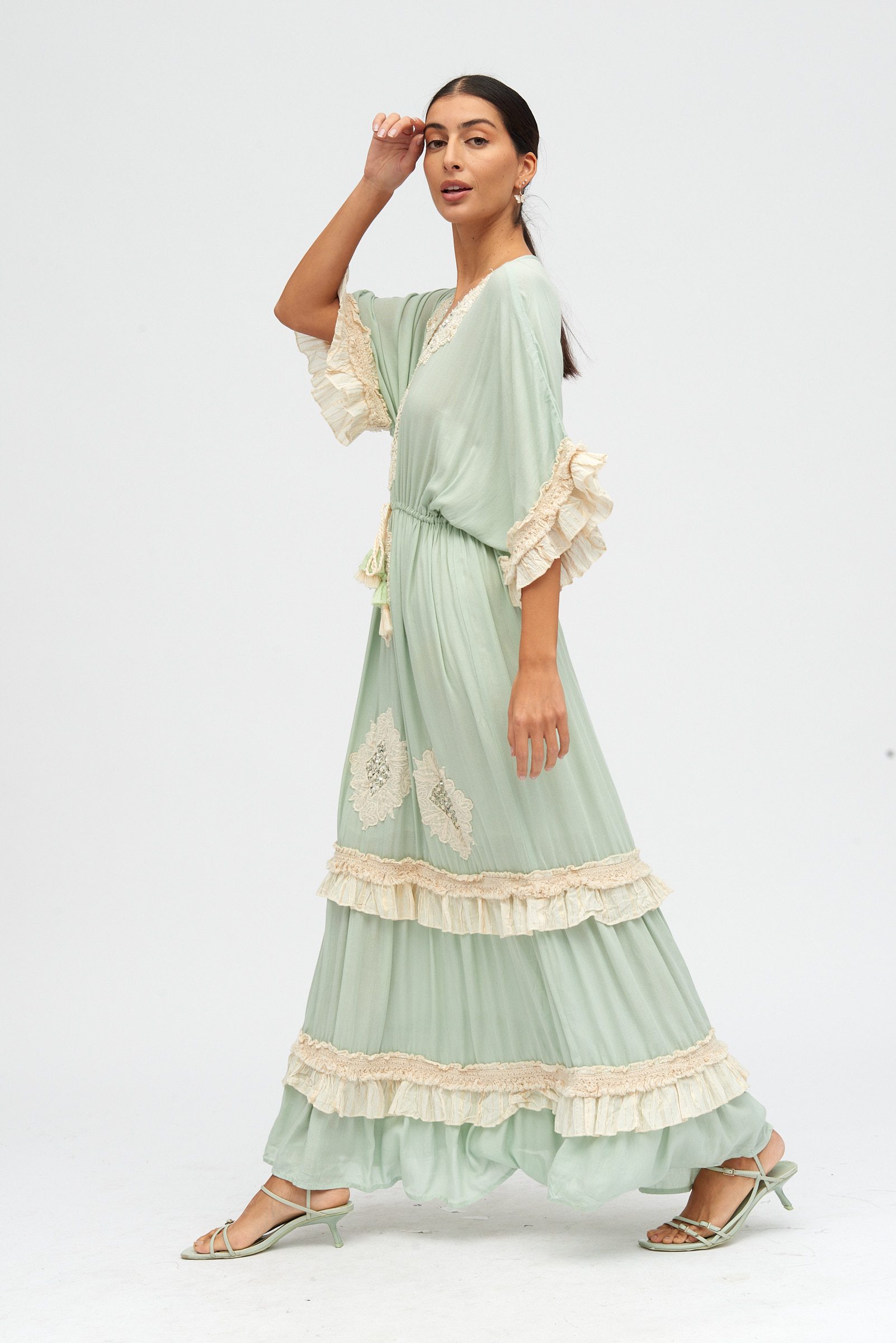 Boho maxi jurk van viscose - korte mouwen - paletten - handwerk - kleur SOFT GROEN maat 38