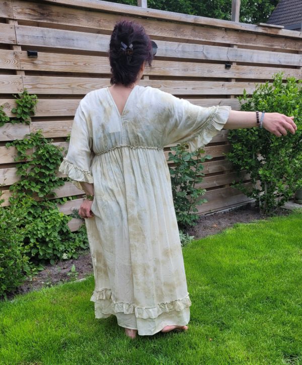 Boho maxI jurk van katoen paletten open rug en decolleté, brede Kaki kleur maat 40 | Felices.nl