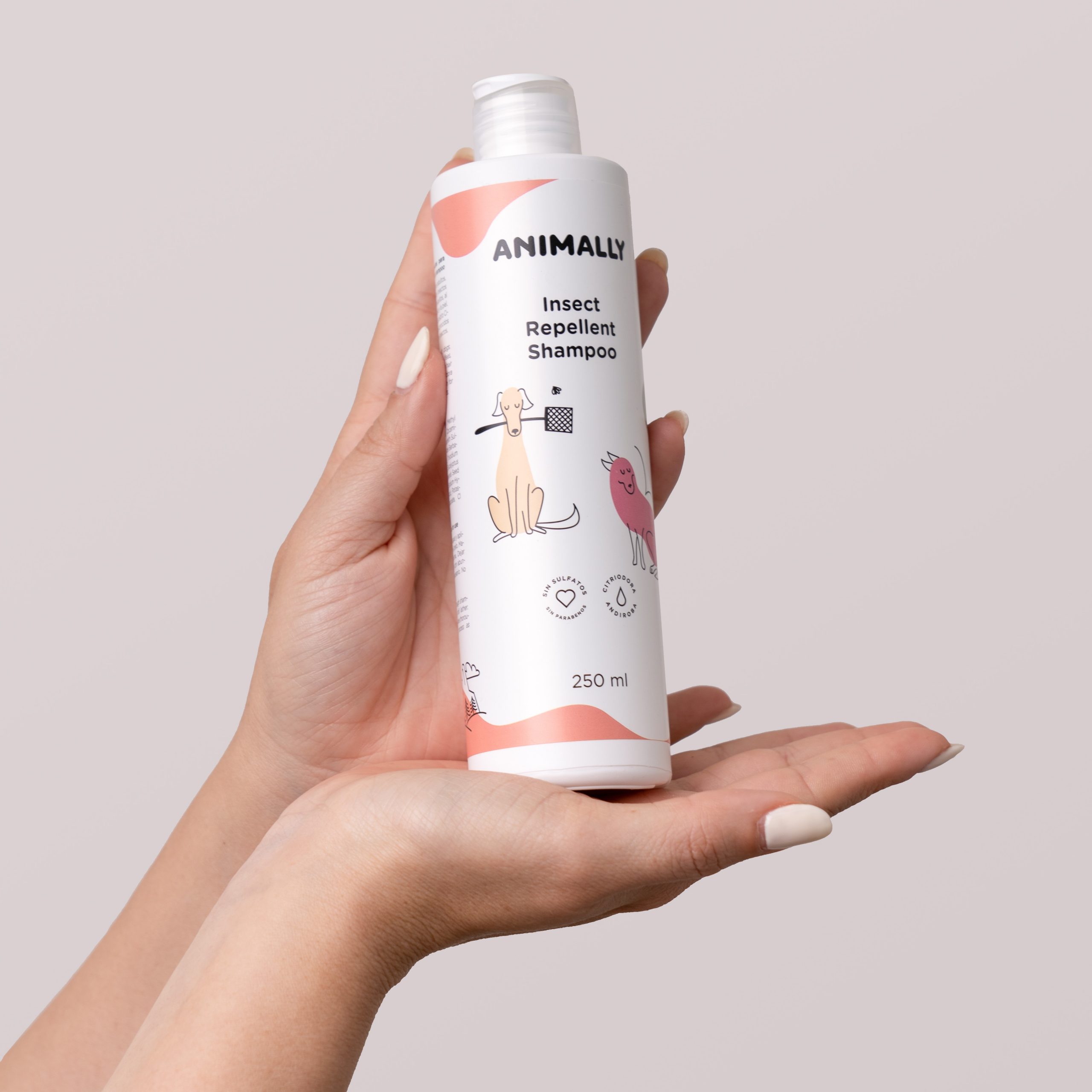 Animally Biologische Dieren shampoo tegen insecten - vlooien - katten en honden 250ml