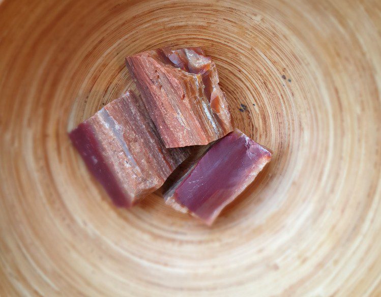 Ruwe brok van Rood Jaspis - bruin-rood edelsteen- grote stukken kristal