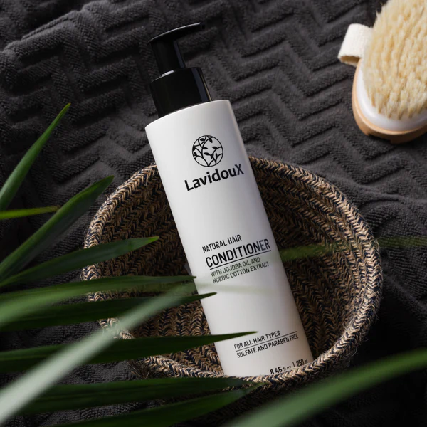 Luxe Natuurlijk haarconditioner met Nordic Cotton-extract en jojoba-olie - verzacht en kalmeert 250ml