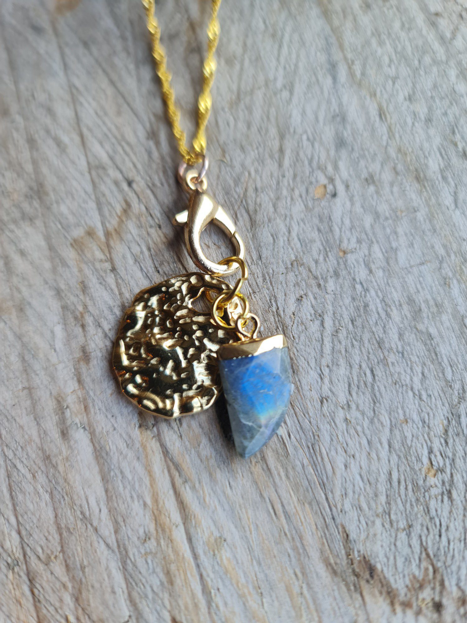 Handgemaakte labradoriet ketting met gouden munt - zilver 925 - verguld ketting 1st
