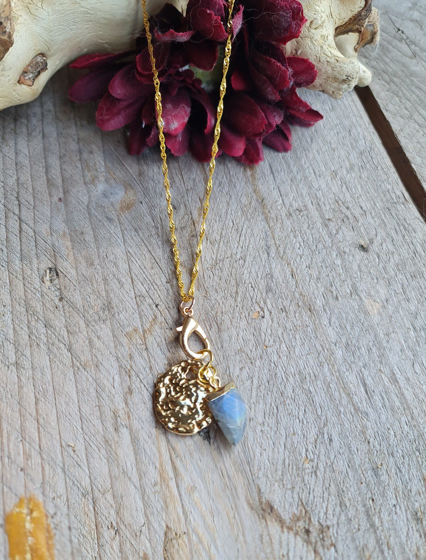 Handgemaakte labradoriet ketting met gouden munt - zilver 925 - verguld ketting 1st