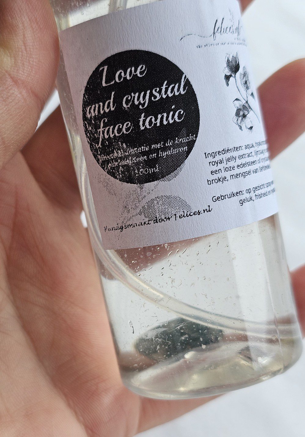 Krachtige gezicht tonic Liefde en Kristalen met edelsteen voor jonge en gelukkige huid 100ml