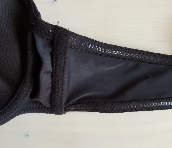 Italiaanse beha push-up afneembare silicone schouderbanden, ZWART maat 75A
