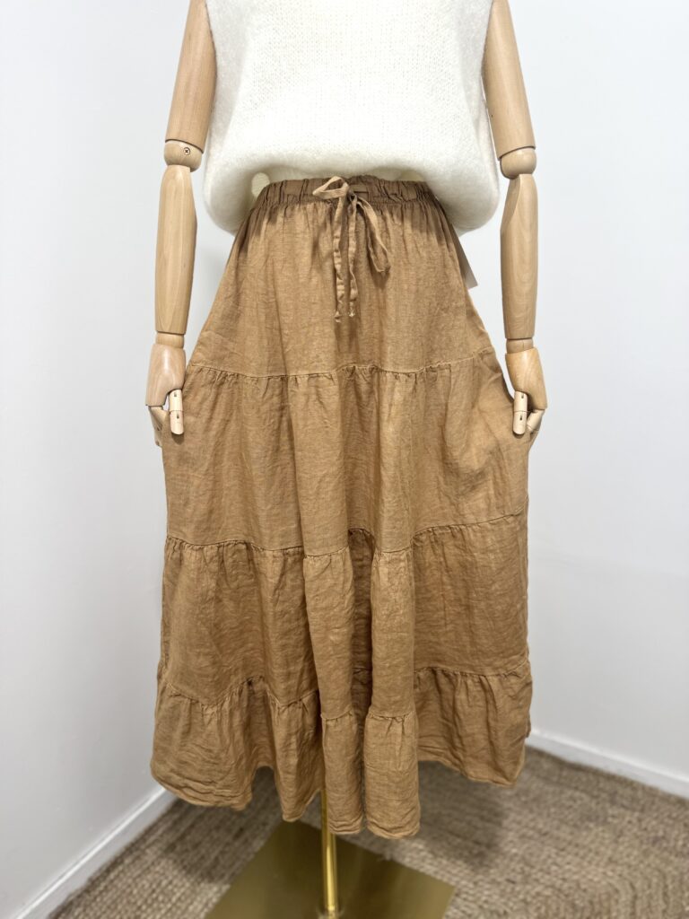 Heerlijke maxi linnen rok - met volants - elastische talie - aantrekkoord kleur CAMEL - maat 40/42