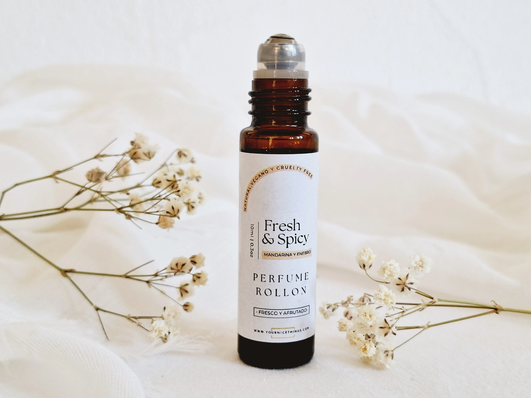 Biologische etherische olie compositie parfum FRESH and SPICY -  mandarijn en jeneverbes - roll on 10ml