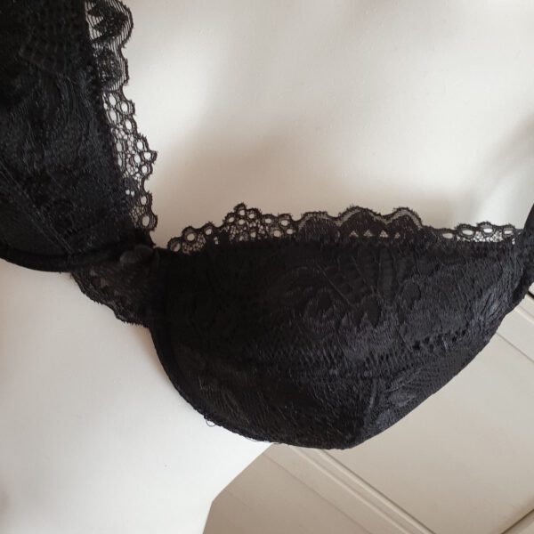 Infiore Italiaanse push-up beha met kussens, ZWART, Maat 80B - Afbeelding 3