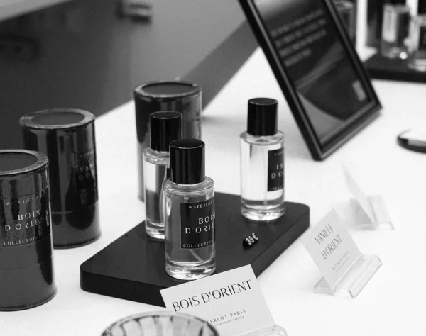Waterlot Paris Bois d'Orient  - privécollectie parfum - bes, abrikoos - unisex - Amber, Muskus - poederachtige tonen 50ml - Afbeelding 2
