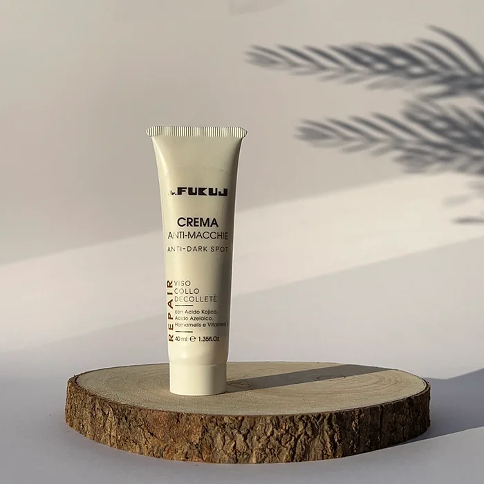 Italiaanse anti-spot creme - met Kojic Acid, Azelaic Acid, Hamamelis en Vit C - gevoelige huid 40ml