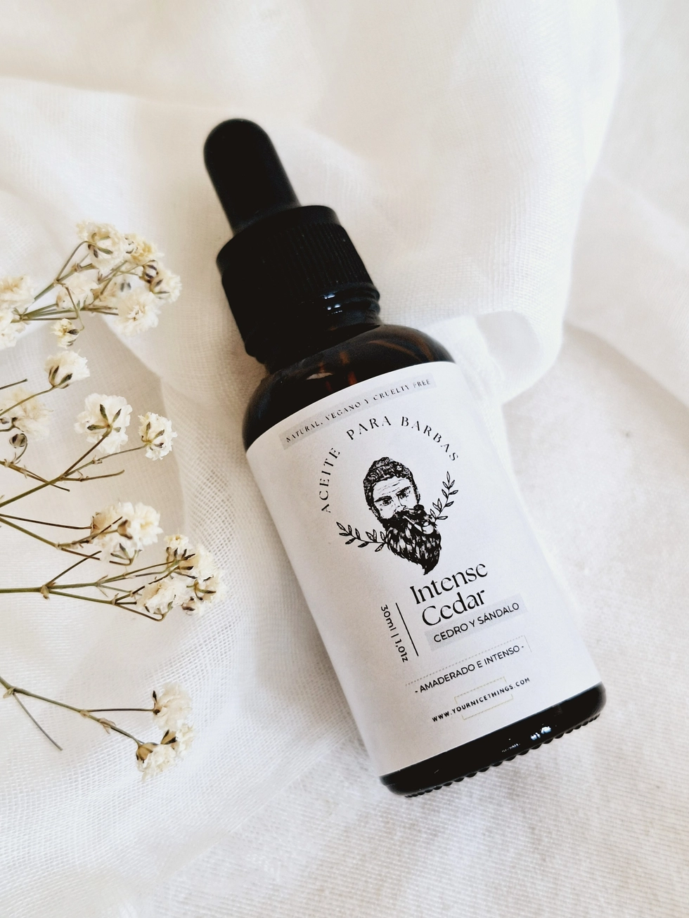 Biologische veganistische Baardolie - INTENSE CEDAR - houtnoten - huid - baard - haar - jojoba olie 30ml
