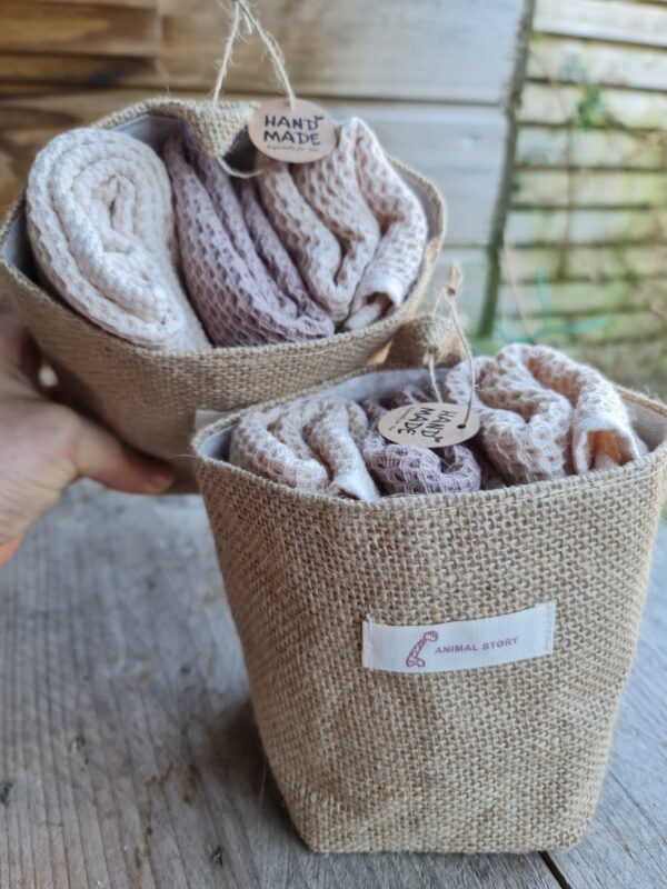 Set van 3 stuks Biologische katoenen gezicht zachte wafel doeken in een mini beauty sisal mandje 4st - Afbeelding 3