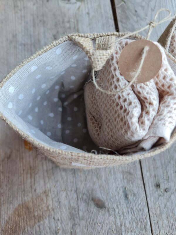 Set van 3 stuks Biologische katoenen gezicht zachte wafel doeken in een mini beauty sisal mandje 4st - Afbeelding 4