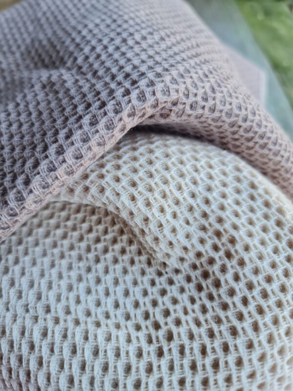 Set van 3 stuks Biologische katoenen gezicht zachte wafel doeken in een mini beauty sisal mandje 4st - Afbeelding 5