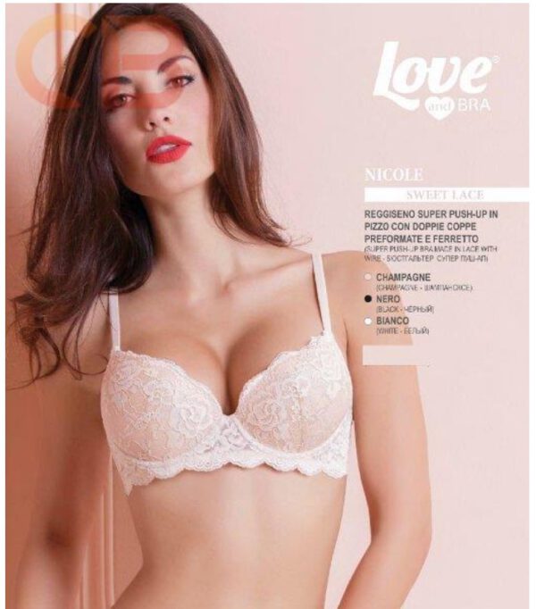 Super push-up beha in CHAMPAGNE kleur, kant en ingebouwde kussens Maat 85B