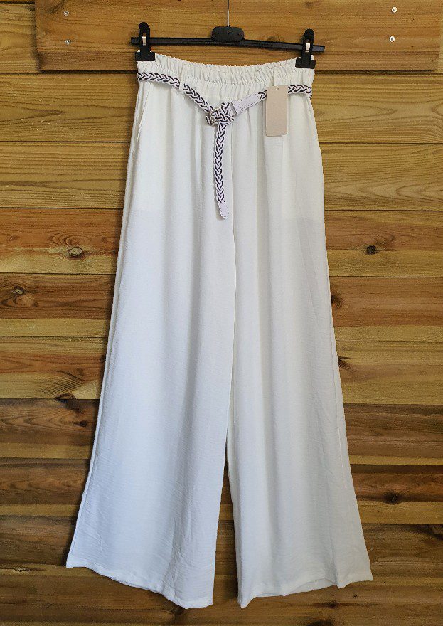 Elegante broek met ceintuur en zijzakken, zware satijnachtig stof kleur WIT maat 38/40