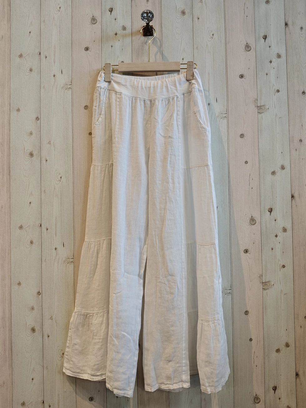 Puur linnen broek met elastische talie - brede pijpen aan volants - bijzonder model - kleur WIT - maat 42-44