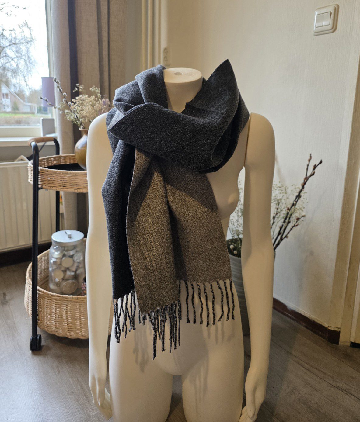 Heerlijk heren en dames warme sjaal effen GRIJS herfst - winter - wol en viscose - warme scarf 1st