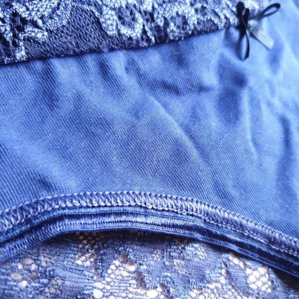 Set van 3 Italiaanse dames slips in drie diverse kleuren, Maat S/M - Afbeelding 7