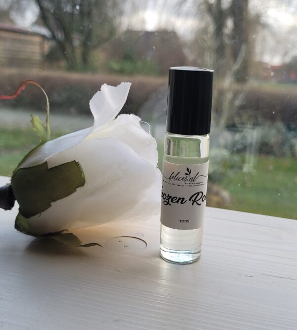 Parfum olie FROZEN ROSE 10ml - Afbeelding 2
