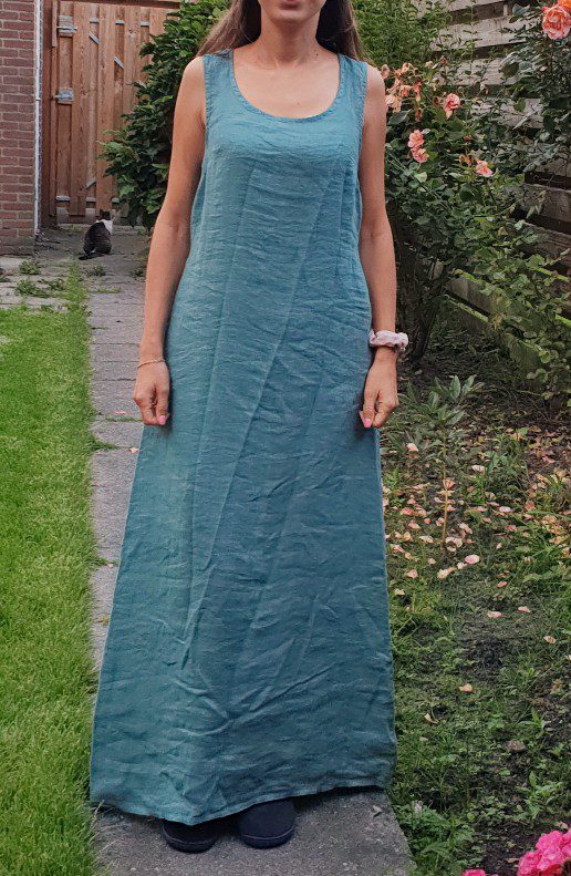 Linnen lange jurk met een talie bandje in GROEN kleur, Maat M