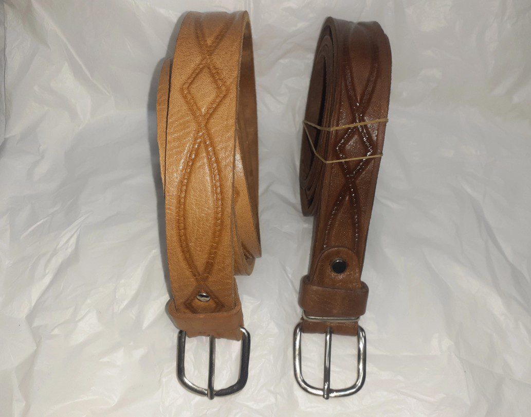 Leren heren smalle riem met patroon - staal gesp - LICHT BRUIN kleur - Afbeelding 4