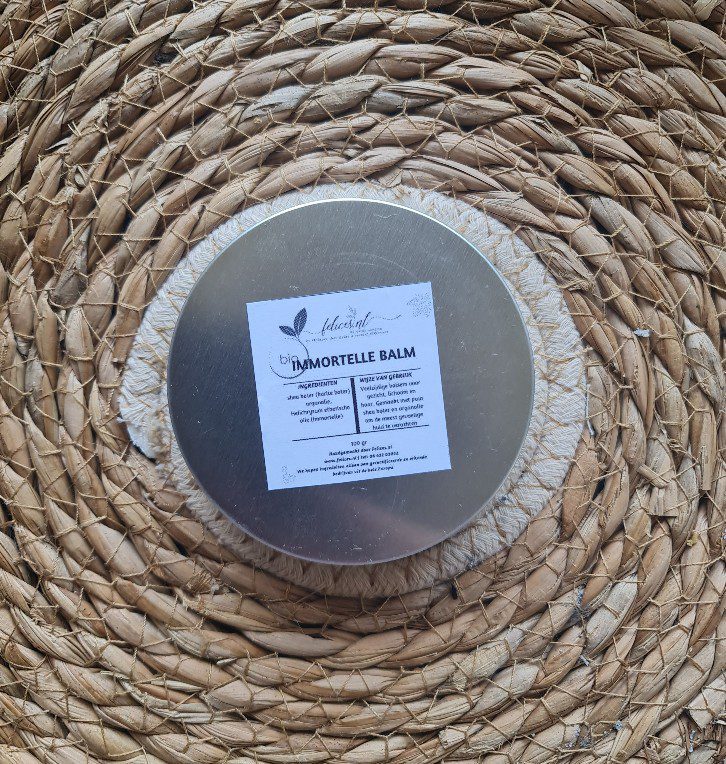 Organische Immortelle balsem - droge huid - gevoelige en schilferige huid - arganolie - shea boter 100gr