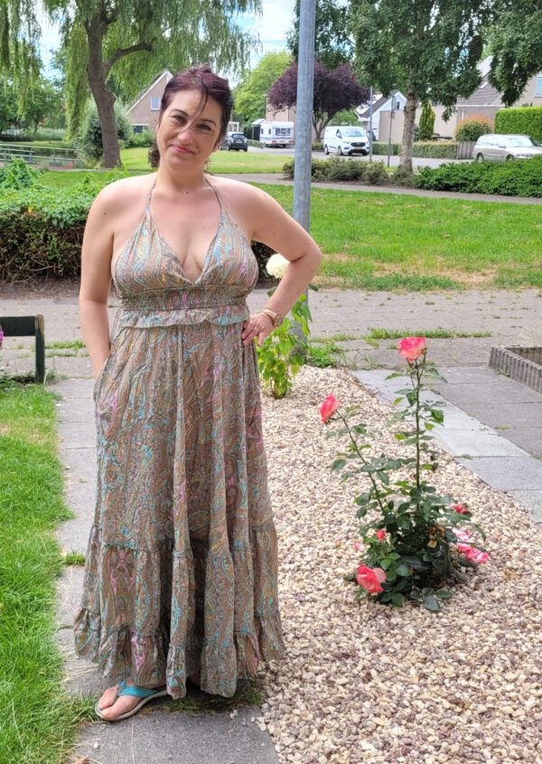 Boho maxi jurk van zijde met elastische talie, wijde rok, AARDE KLEUREN open rug en zijzakken maat 40 - Afbeelding 4