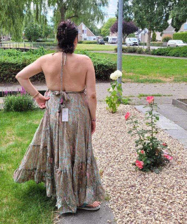 Boho maxi jurk van zijde met elastische talie, wijde rok, AARDE KLEUREN open rug en zijzakken maat 40 - Afbeelding 3