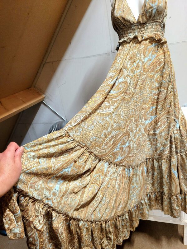 Boho maxi jurk van zijde met elastische talie, wijde rok, AARDE KLEUREN open rug en zijzakken maat 40 - Afbeelding 11