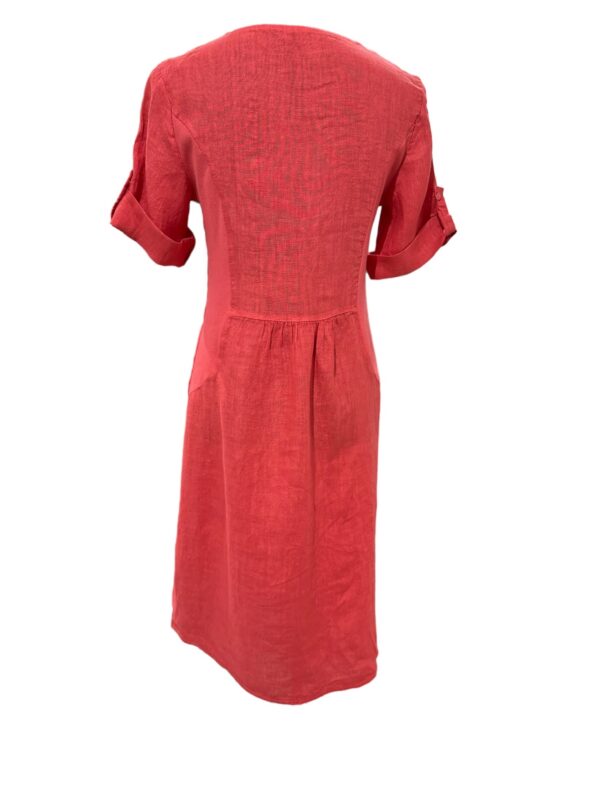Mooi 100% linnen jurk met korte mouwen - broderie - knoppen - elastische rug - ROOD kleur - maat 42 - Afbeelding 5