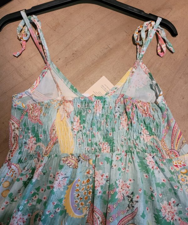 Luchtige zomer jurk in GROEN kleur, spaghetti bandjes en elastische rug maat 34/36 - Afbeelding 2