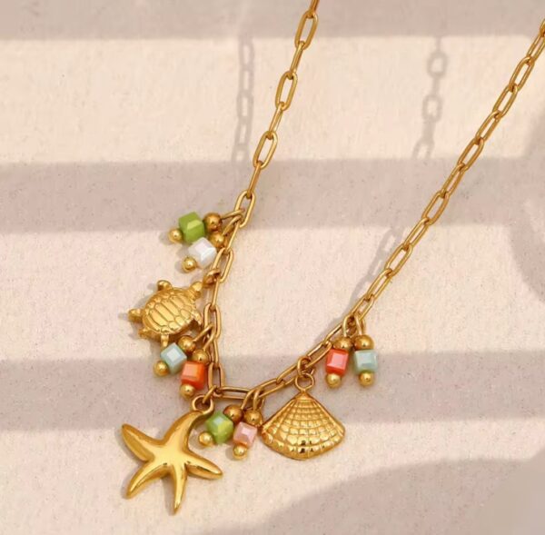 Boho kleurrijke ketting in gouden tinten - leuke hangers - roestvrij staal