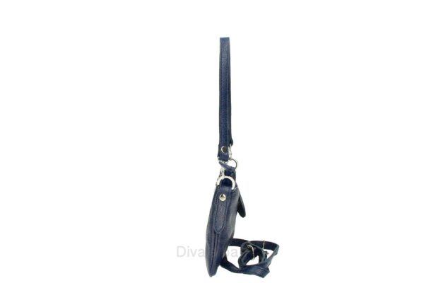 Leuke kleine leren tas - korte afneembare hand vatten - zilver hanger - ritesluiting - kleur DONKER BLAUW - Afbeelding 4