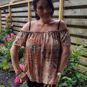 Luchtige zomer topje met elastische decolleté open schouders BEIGE/ORANJE kleur maat 42