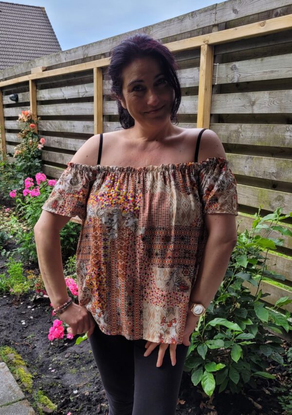 Luchtige zomer topje met elastische decolleté open schouders BEIGE/ORANJE kleur maat 42 - Afbeelding 2