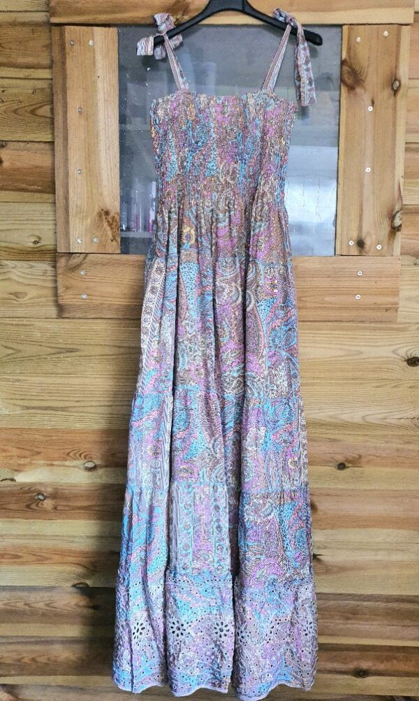 Boho zijde maxi jurk met spaghetti bandjes - elastische buste - broderie en volants - kleur BLAUW- maat 38 - Afbeelding 2