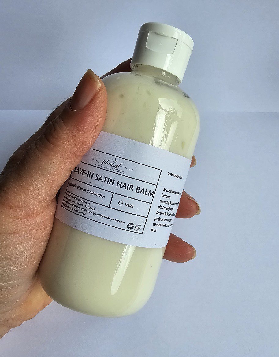 Leave-in haar satijn balsem - geschikt voor mannen en vrouwen natuurlijke glans en voeding - verzacht haar - definieert krullen - verzwaart niet 250ml