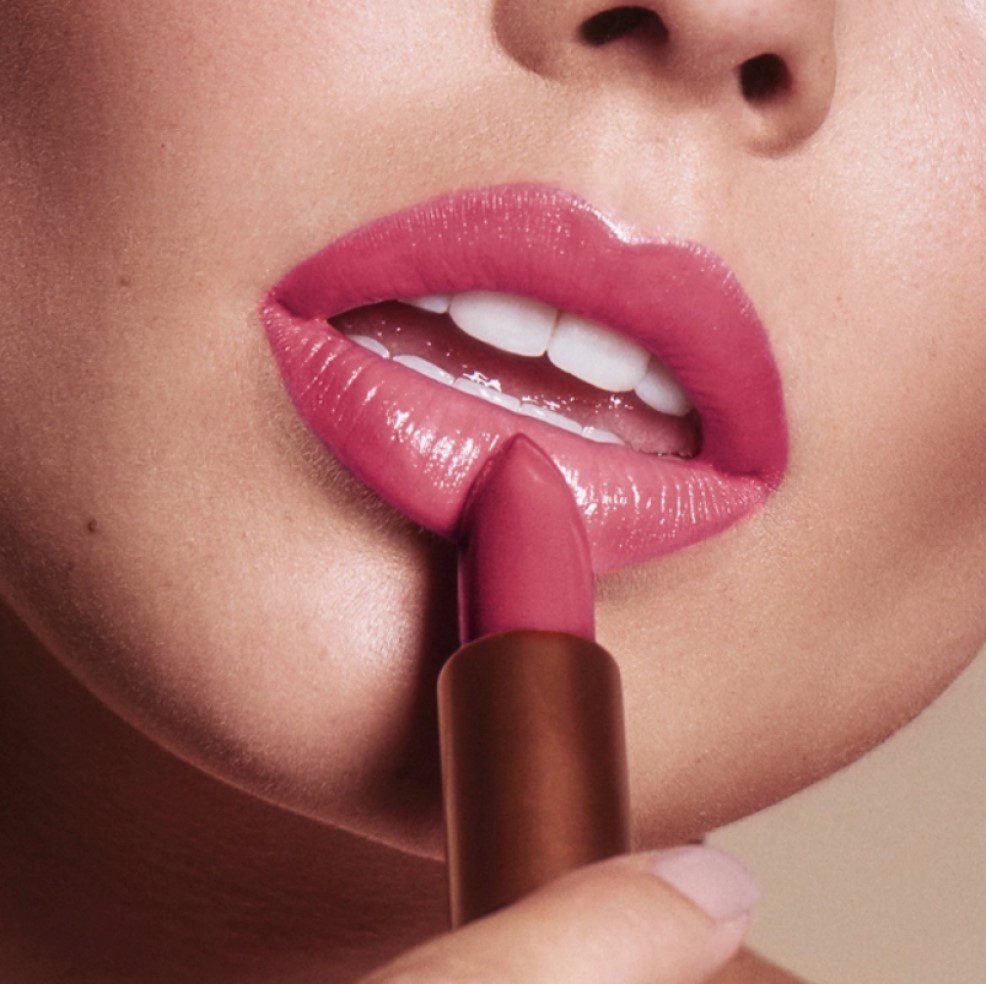 Natuurlijke Intense kleur en shine Lipstick - glanzend lippen - hydraterend - Nr. 02  Nude Rose 3gr