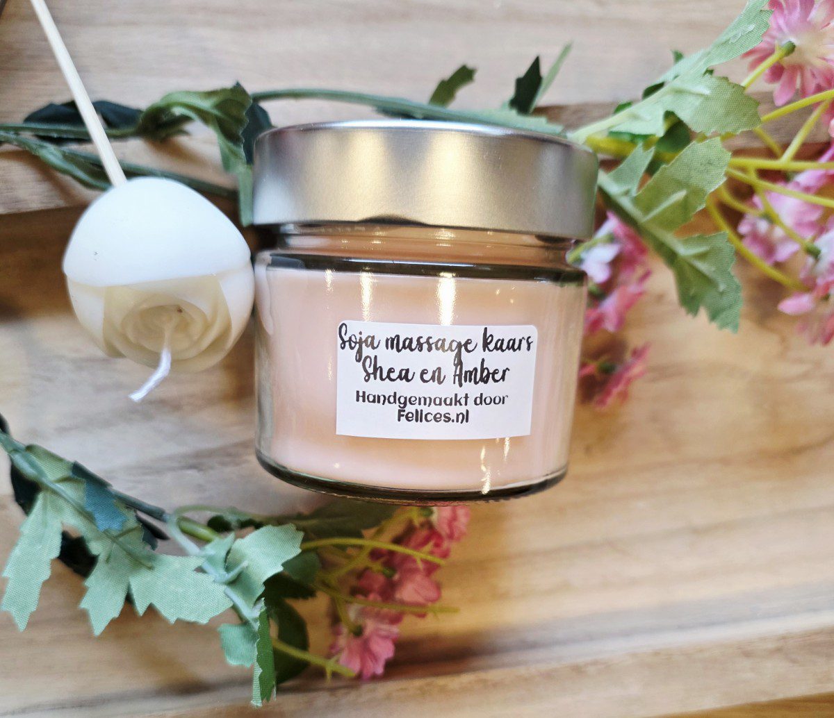 Handgemaakte soja massage kaars - shea boter - Amber en tonka - zachte geurende massage 230gr