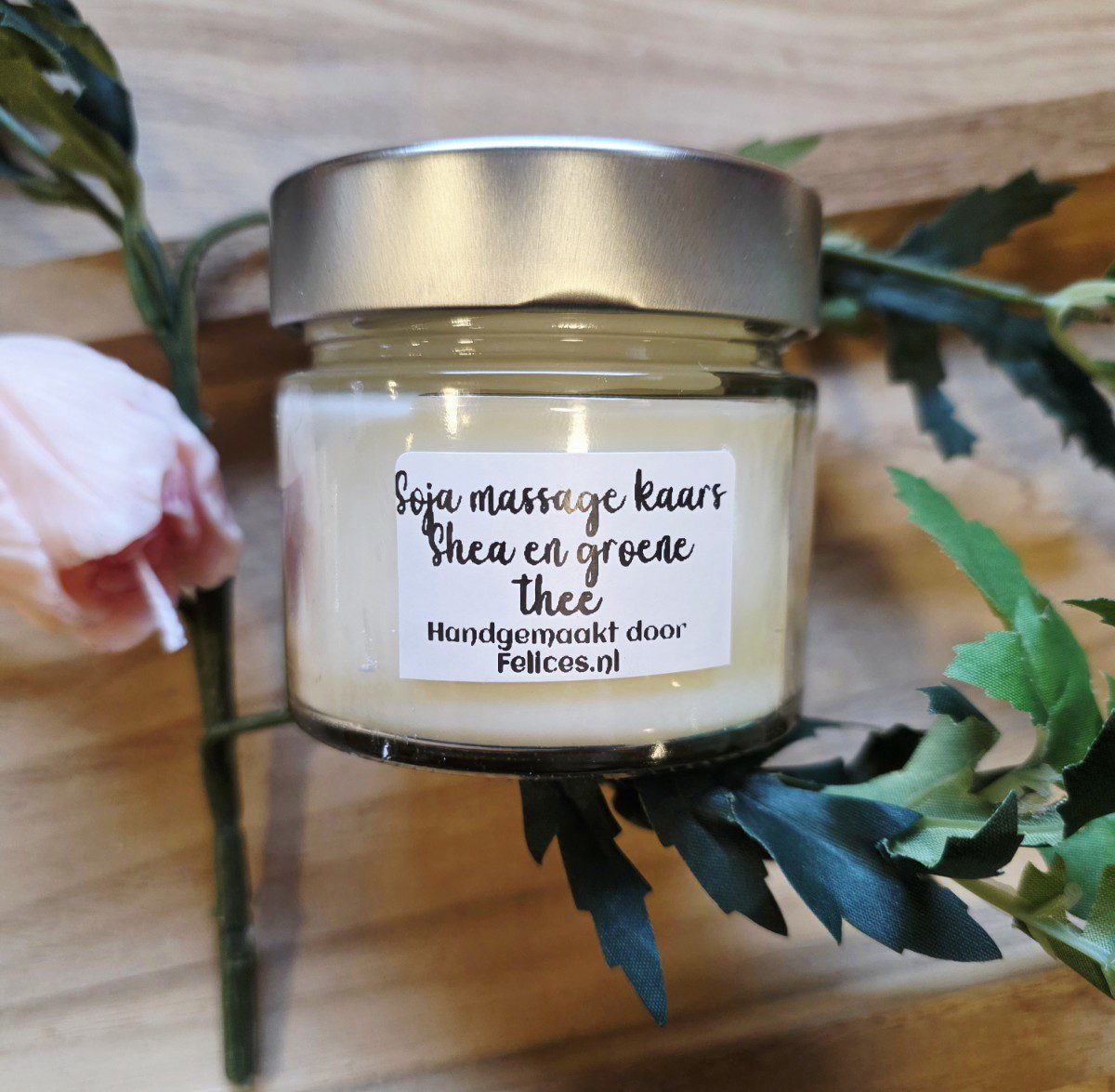 Handgemaakte soja massage kaars - shea boter - Amber en tonka - zachte geurende massage 230gr (kopie)