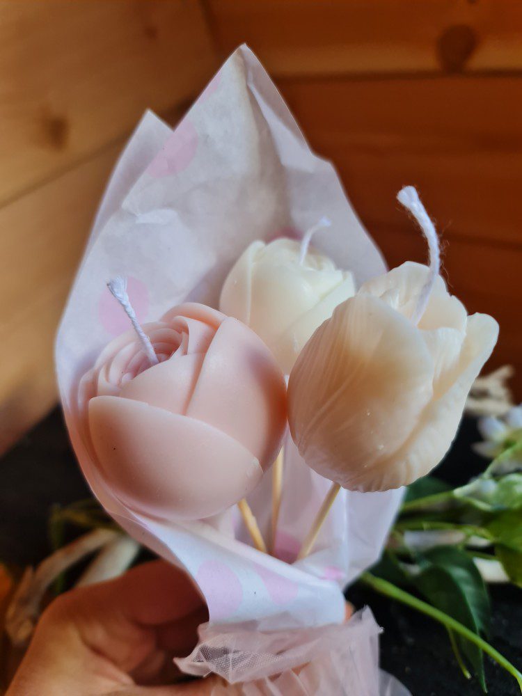 Handgemaakte mini soja kaarsen bouquet - 3 bloemen - elegante geur - ecologische wax 3st - Afbeelding 2