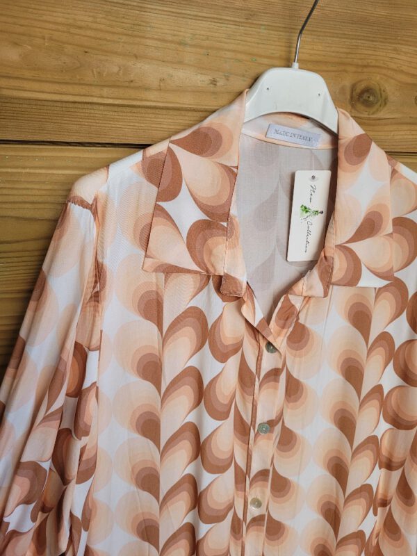 Loze en luchtige blouse jurk in CAMEL kleur met lange mouwen maat 42/44 - Afbeelding 5