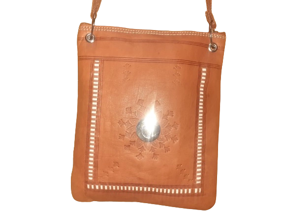 Handgemaakte runden platte tas in Marokko - schouderband - messing afwerking - witte randen Diverse Kleuren - Afbeelding 3