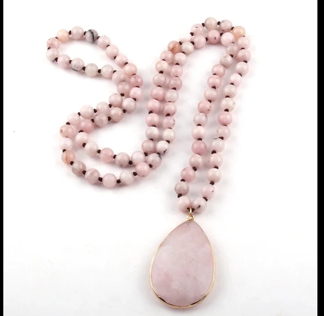 Boho edelsteen lange ketting - kralen ketting  ROZE kleur - Rozenkwarts - 8mm kralen