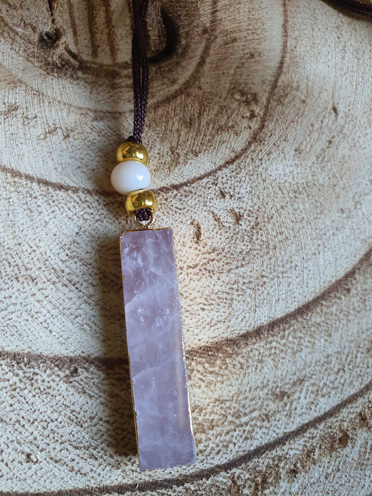 Prachtige handgemaakte Rozenkwarts edelsteen - kristaal ketting in gouden frame met kralen