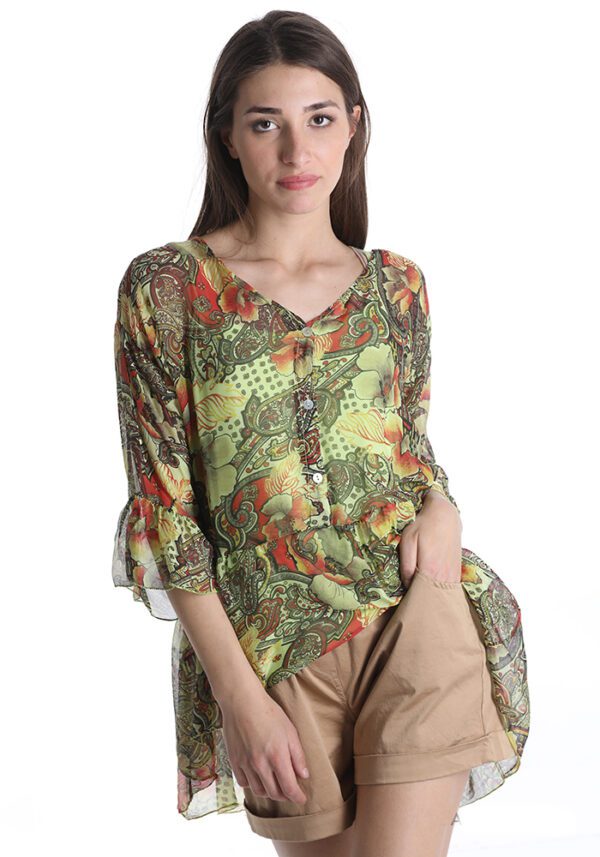 Zijde blouse met hemdje, v-hals, in GROEN, uitlopende mouwen en volant maat 42/44