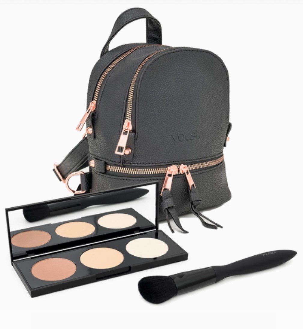 Beauty Make-up Tasje Rugzak - Set van 2 producten en tas - CONTOUR - contour pallet - contour borstel - 2st